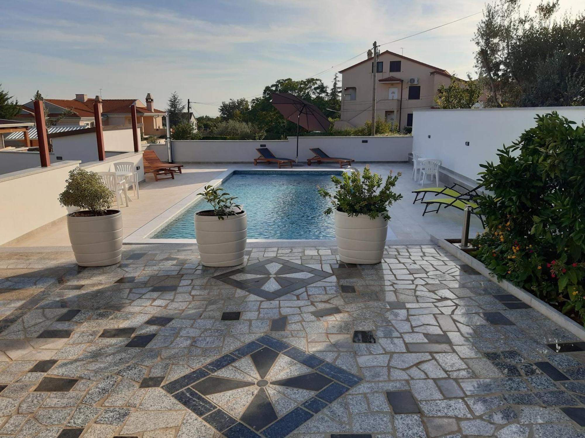 Apartments Ivana With The Pool Rovinjsko Selo Exterior photo
